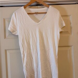 Kirkland Signature White V-Neck Short Sleeve Tee